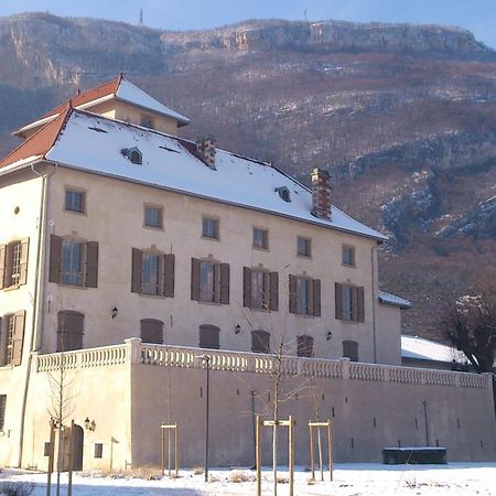 Tempologis - Chateau De La Rochette Fontaine  Bagian luar foto
